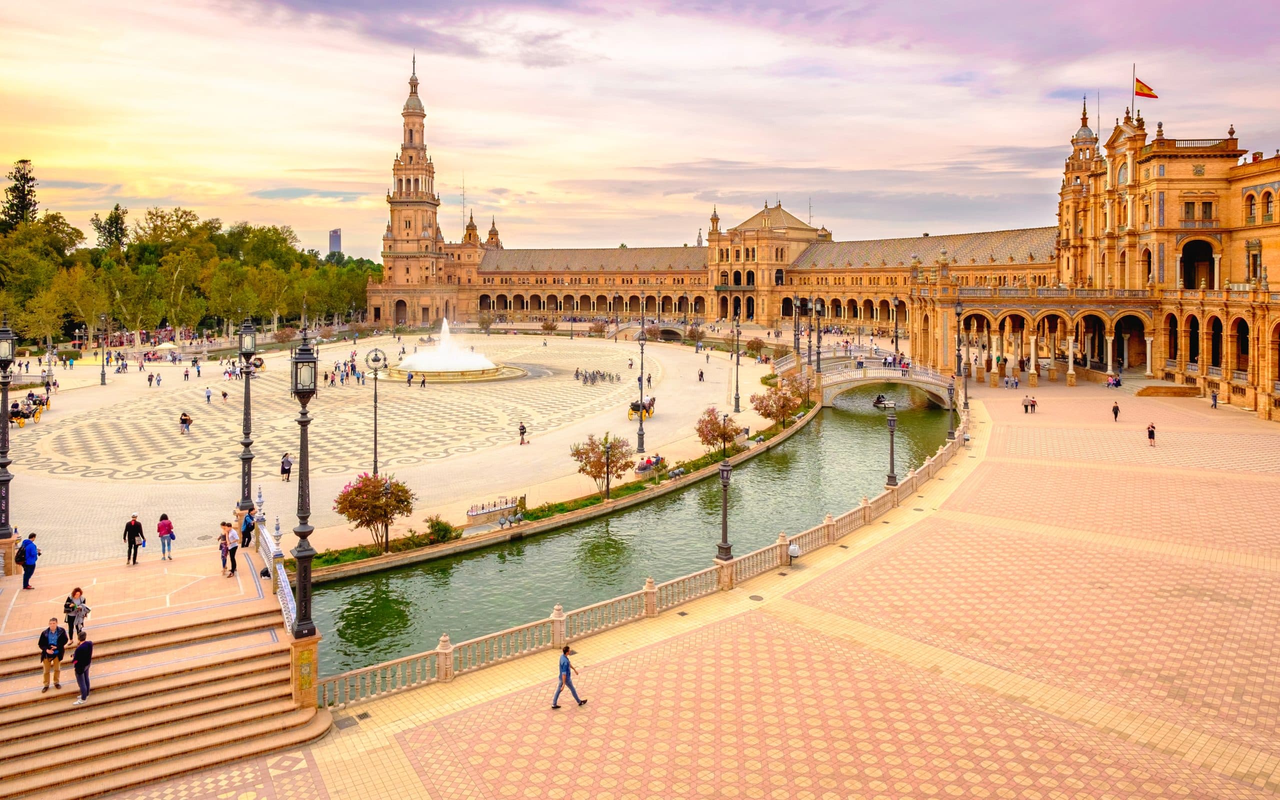 Beautiful,Plaza,De,Espana,In,Seville,,Spain