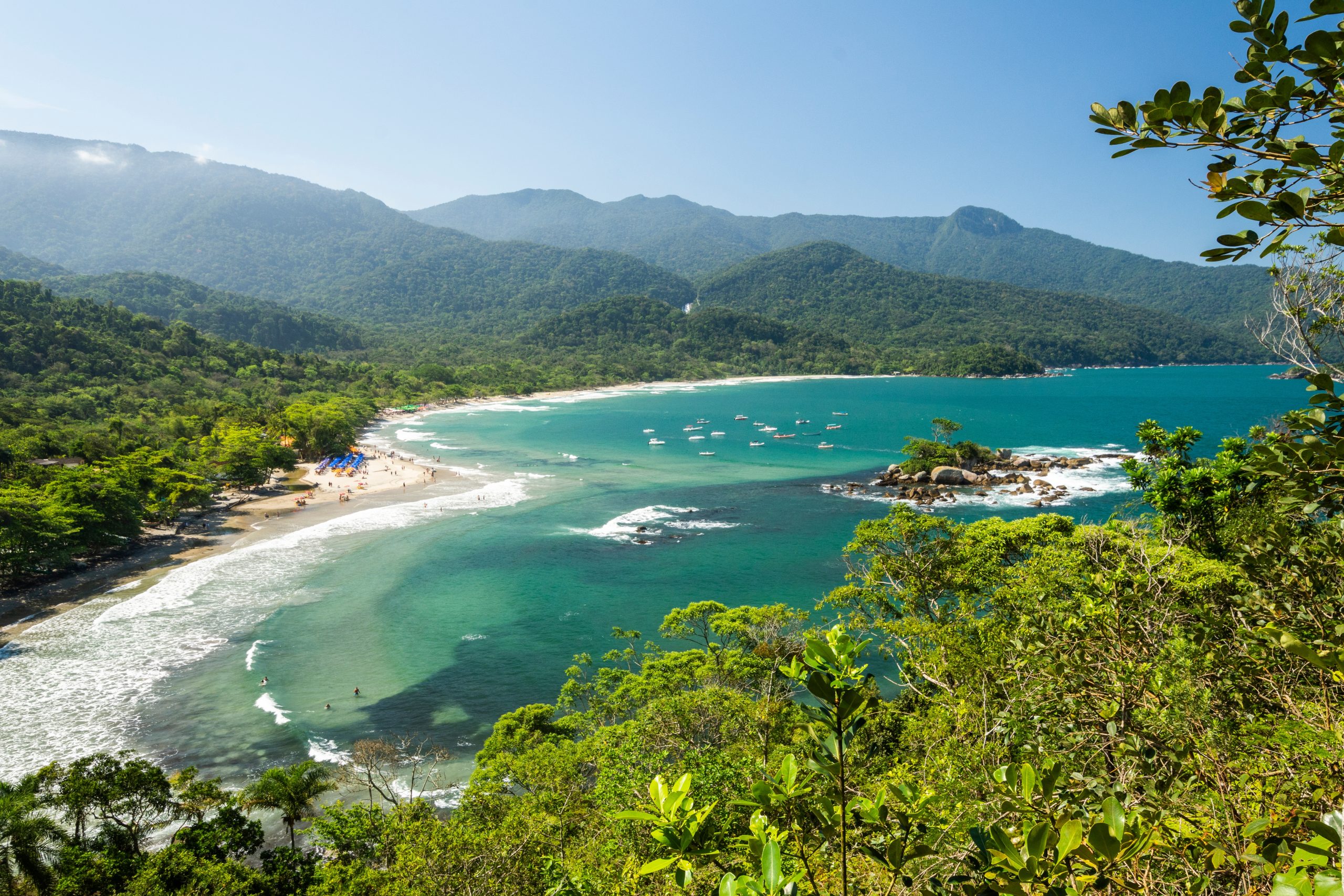 Beautiful,View,To,Green,Rainforest,And,Blue,Water,Wild,Beach