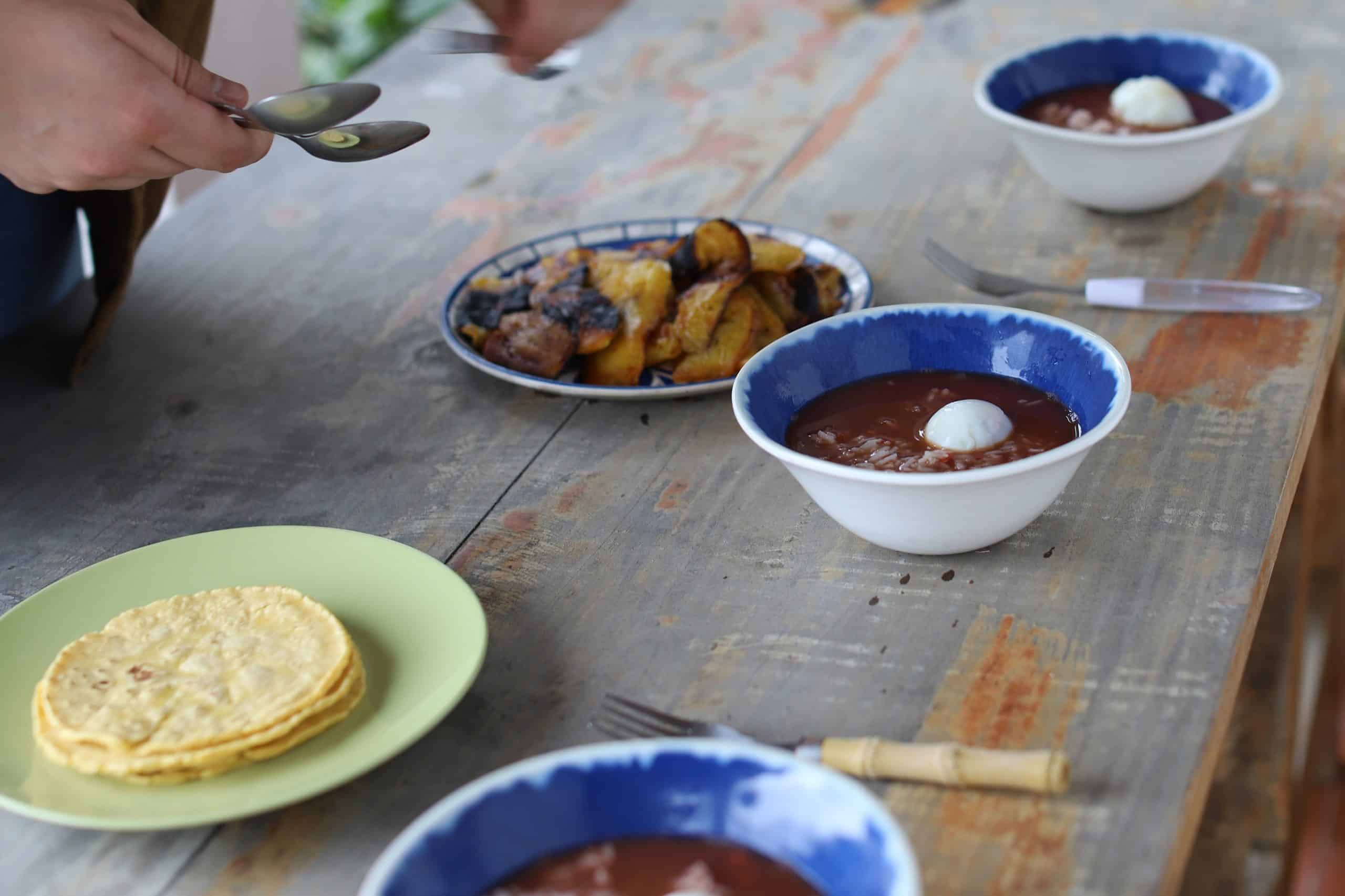 Simple,Meal,In,Costa,Rica.,Tortillas,,Plantains,,Black,Bean,Soup